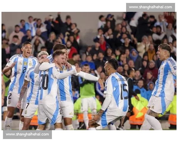 迪巴拉恢复合练!阿根廷双星备战新赛季 迪巴拉恢复合练!阿根廷双星备战新赛季