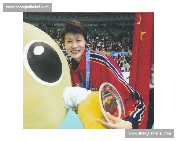 17 岁 1 米 96 新星泪拥赵蕊蕊!中国女排新长城首秀 6 扣 6 中 17 岁 1 米 96 新星泪拥赵蕊蕊!中国女排新长城首秀 6 扣 6 中