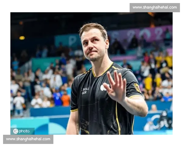 告别！一代传奇选手正式告别赛场，青春回忆涌上心头！