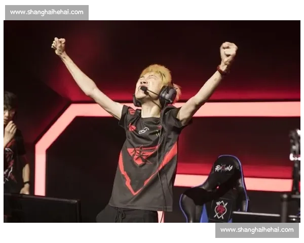 英雄联盟新篇章，洲际盛典赛况牵动亿万心！