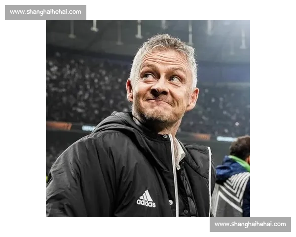 主教练下课危机!球队战绩不佳,积分榜上的压力山大! 主教练下课危机!球队战绩不佳,积分榜上的压力山大!