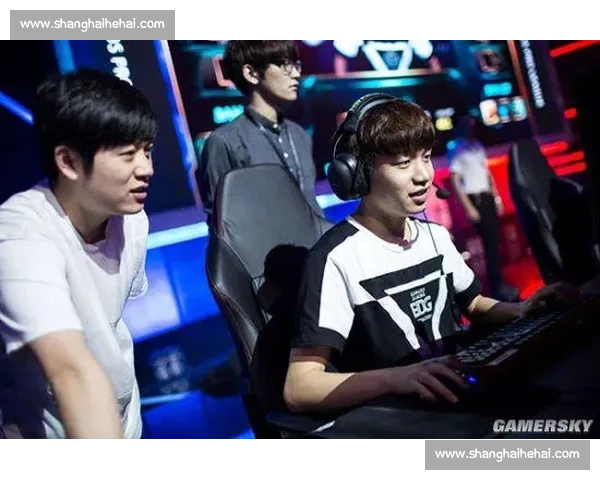 电竞圈再起波澜！XX选手天价转会，网友：这钱花得值吗