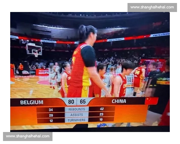 战术大师与拼命三郎！中国女篮世界杯夺冠，双重奏太精彩！